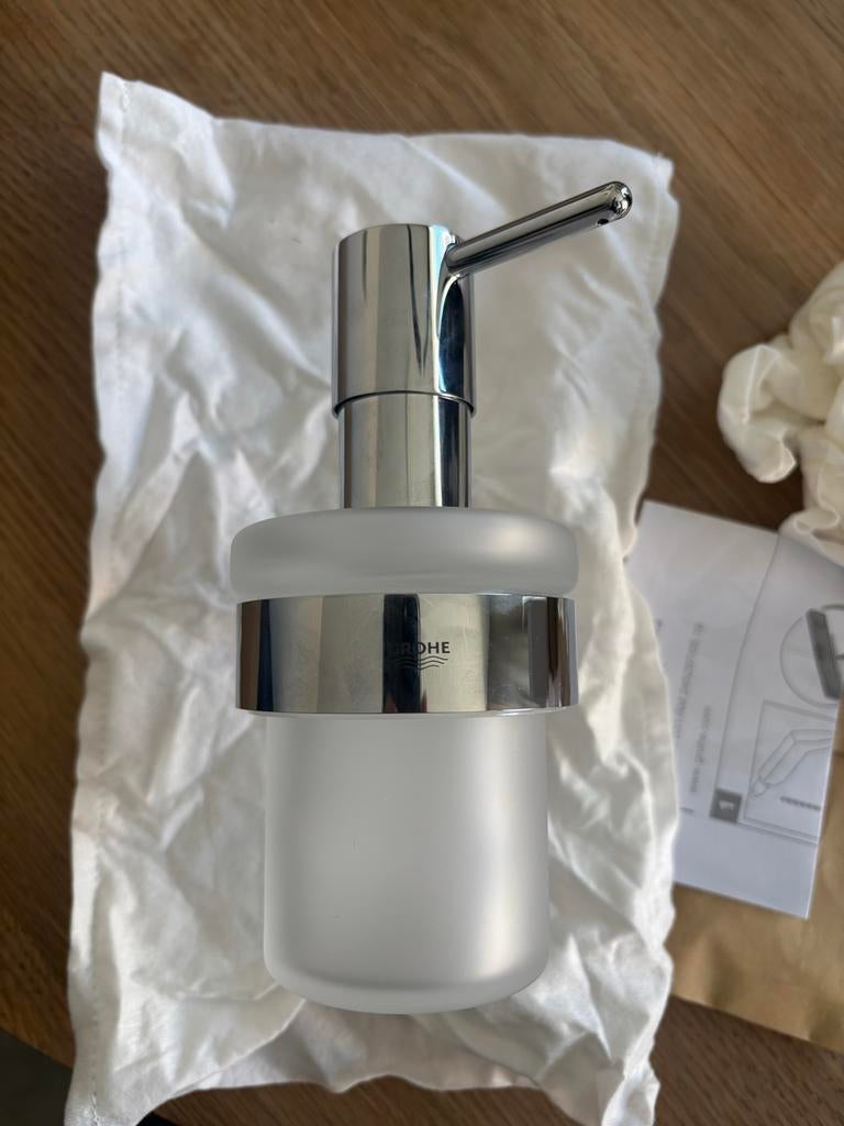 Grohe Zeeppompje - Chroom en Mat Glas, Ophalen of Verzenden, Nieuw, Grijs, Overige typen