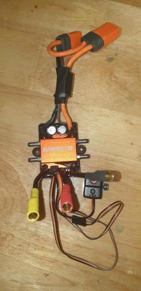 Spektrum Firma 120A  Marine ESC, 3S-6S
Proboat, Ophalen of Verzenden, Zo goed als nieuw, Elektro, Onderdeel