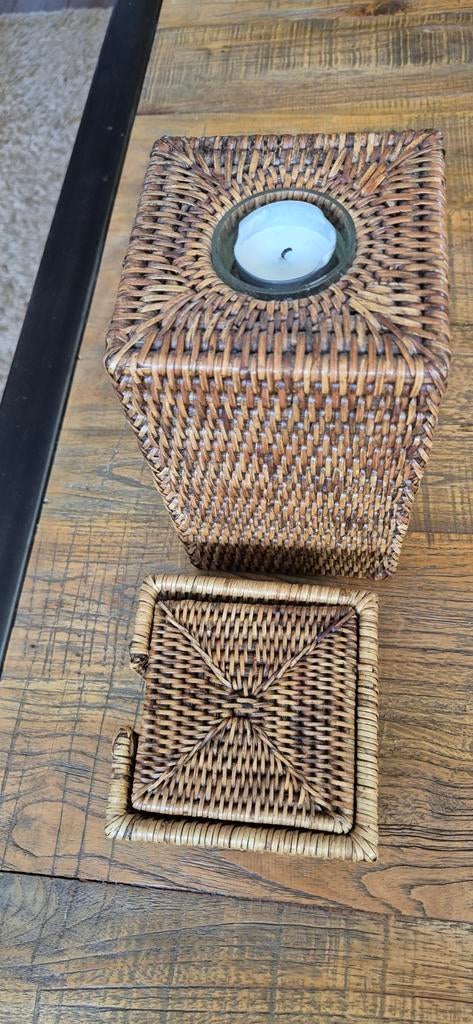 Rotan Birma Decoratieset: Waxinelichthouder & Onderzetters, Ophalen of Verzenden, Zo goed als nieuw, Overige materialen