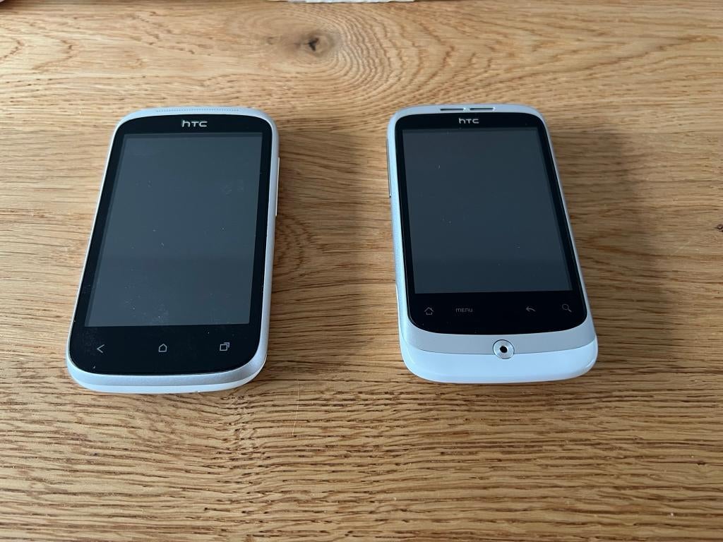 HTC Desire C (beats audio edition) + HTC Wildfire, HTC, Wit, 3 tot 6 megapixel, Ophalen of Verzenden