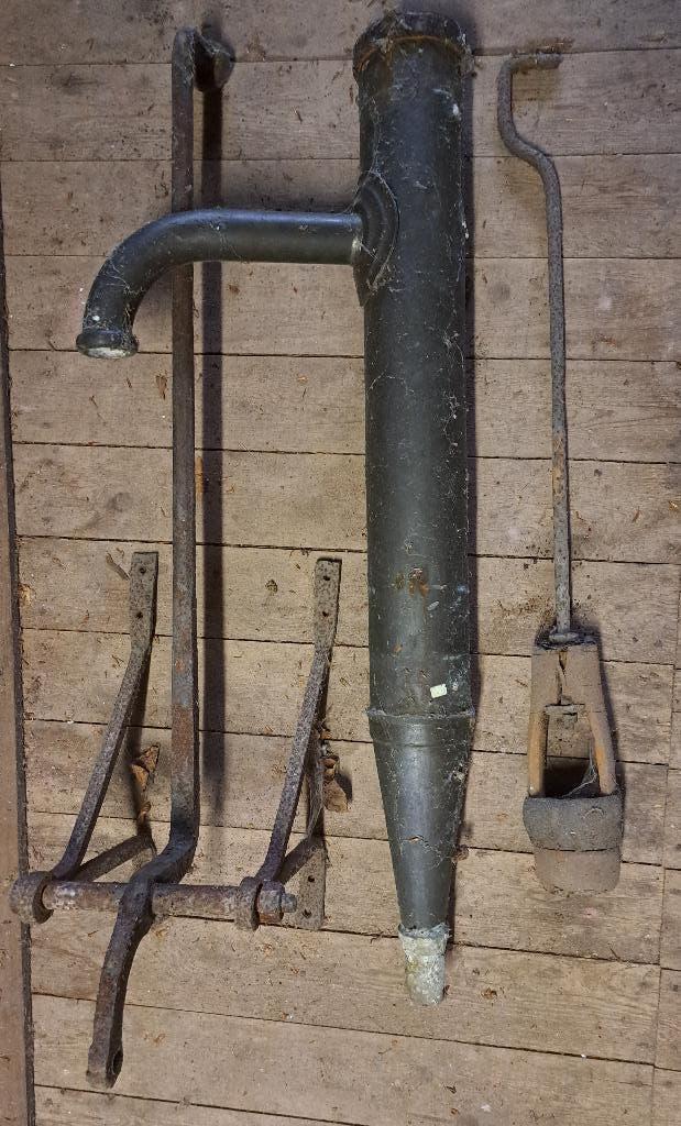 watertpomp antiek, Ophalen