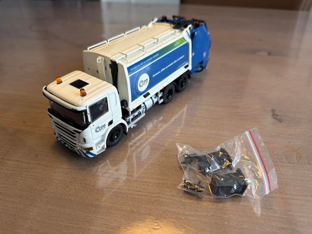 Model vuilniswagen Scania Cure- Zo goed als nieuw, Hobby en Vrije tijd, Modelbouw | Auto's en Voertuigen, Overige merken, Verzenden