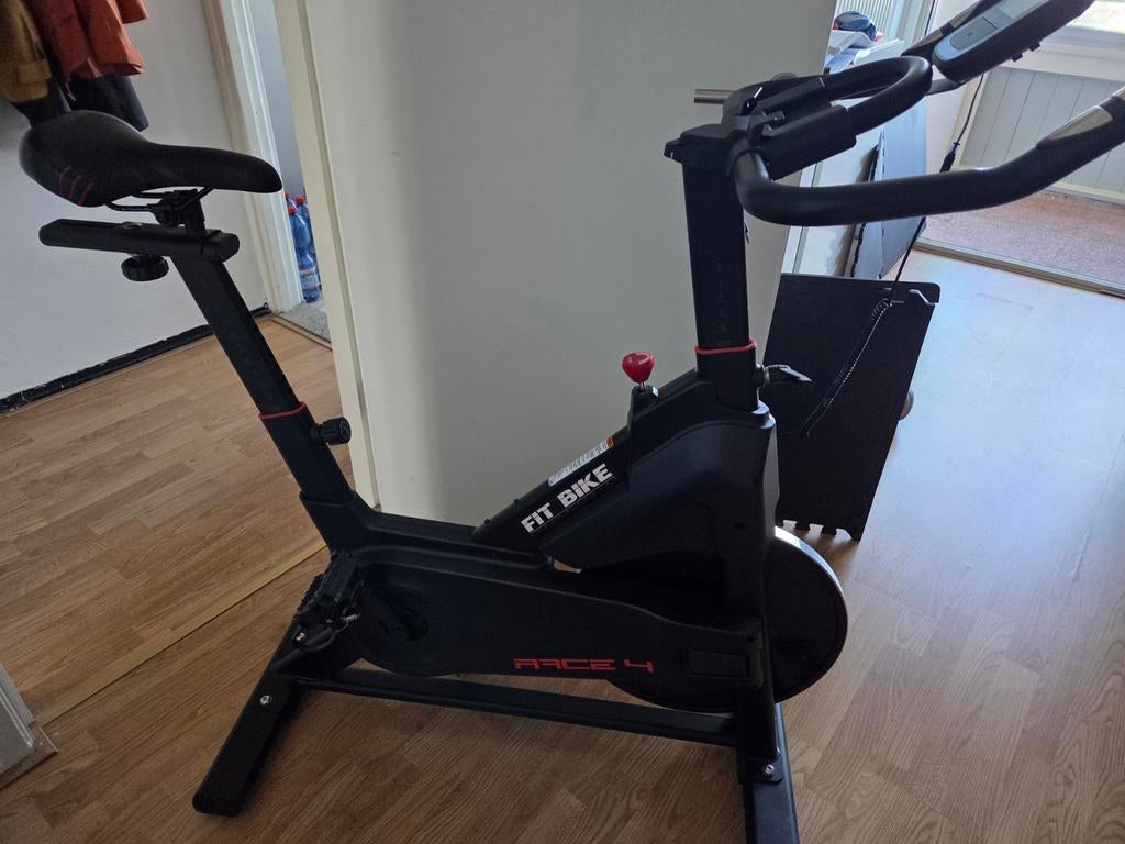 Fit bike Race 4, Ophalen of Verzenden, Zo goed als nieuw, Hometrainer