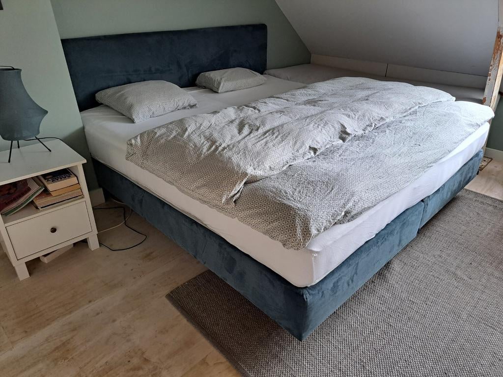 Auping boxspring incl zgan matrassen 200 x 210,  turquoise, Ophalen, Gebruikt, Tweepersoons