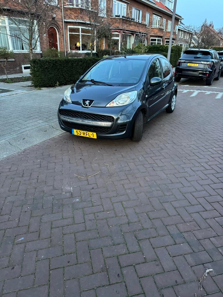 Peugeot 107 1.0 – Zuinige stadsauto – Rijdt goed, Voorwielaandrijving, Euro 5, Stof, Metallic lak
