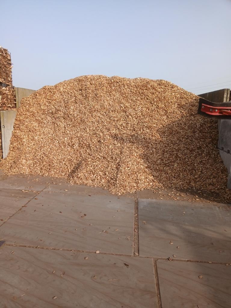 Mooie houtsnippers voor tuin en/of tuinpaadjes bodembedekker, Ophalen, Nieuw