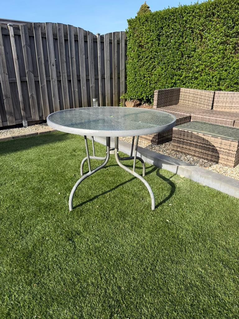 Ronde 4 persoons tuintafel, Ophalen, Gebruikt, Rond, Overige materialen