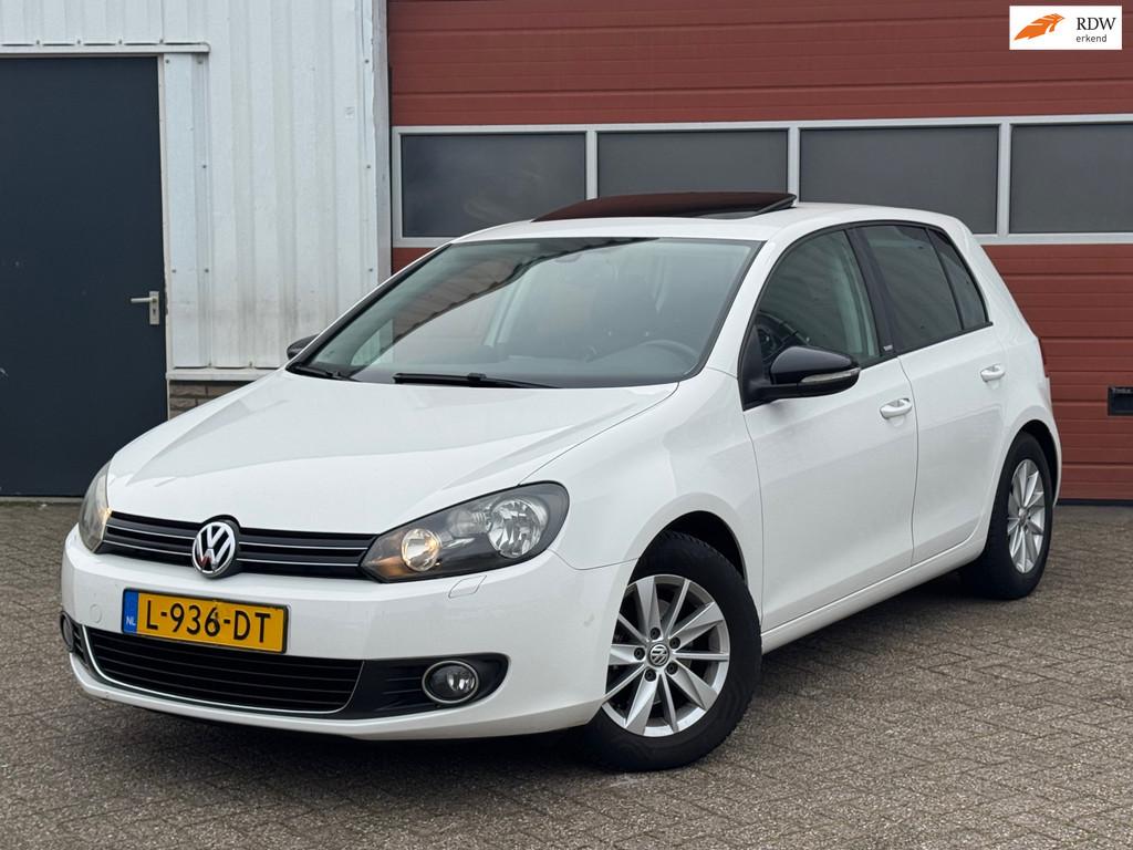 Volkswagen Golf 1.2 TSI Highline BlueMotion |2011| PANO |NAV, Voorwielaandrijving, Euro 5, Stof, Gebruikt