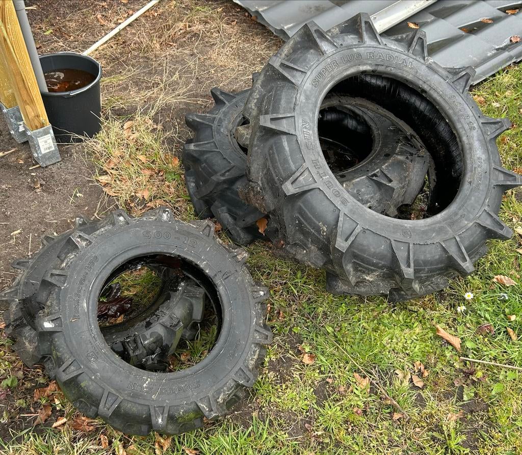 Setje nieuwe mini tractor banden, Ophalen