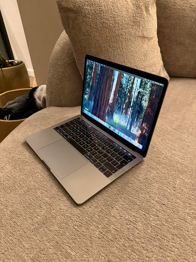 MacBook Pro 2019, 13 inch, i7, 16GB, Touch Bar, Computers en Software, Apple Macbooks, 2 tot 3 Ghz, Qwerty, 13 inch, 512 GB