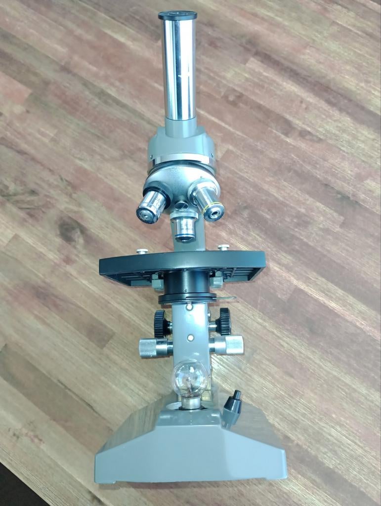 Vintage Biologische Microscoop met Verlichting, Ophalen of Verzenden, Gebruikt, 400x tot 1000x, Biologische microscoop