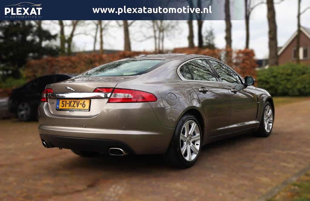 Jaguar XF 3.0 V6 Luxury Aut. | Youngtimer | Luxe leder | Cam, Automaat, 238 pk, Achterwielaandrijving, Gebruikt