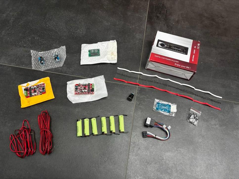 Elektronica Onderdelen: Audio, Accu's, BMS, DC-DC, MP3, Ophalen of Verzenden, Zo goed als nieuw
