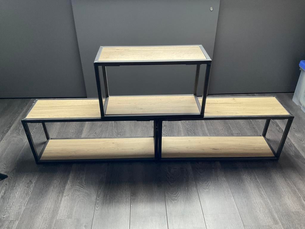 Stalen wandrekken, Ophalen, Zo goed als nieuw