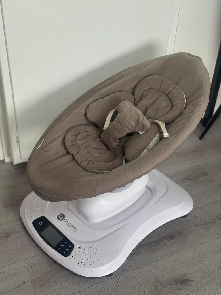 Elektrische wipstoel • 4Moms Mamaroo, Kinderen en Baby's, Wipstoeltjes, Gebruikt, Wipstoel, Met gordel(s) of riempje(s), Ophalen