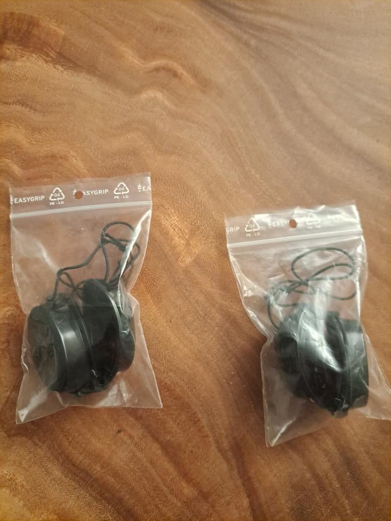 2 Zonnebankbrilletjes - Gratis!, Ophalen, Zo goed als nieuw