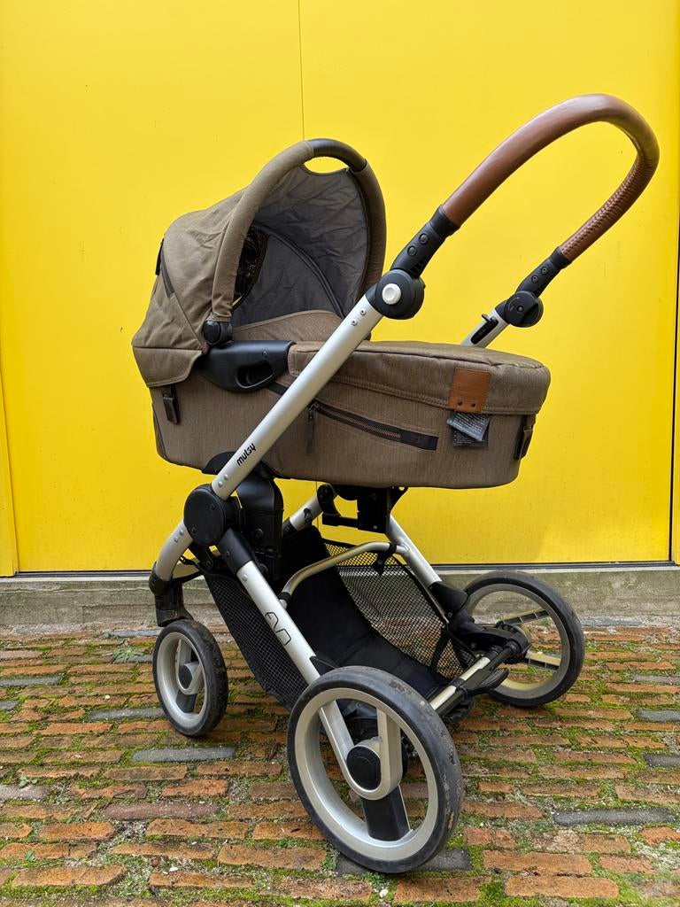 Mutsy Evo kinderwagen 3 in 1 + Maxi Cosi Citi - complete set, Kinderen en Baby's, Kinderwagens en Combinaties, Ophalen, Zo goed als nieuw