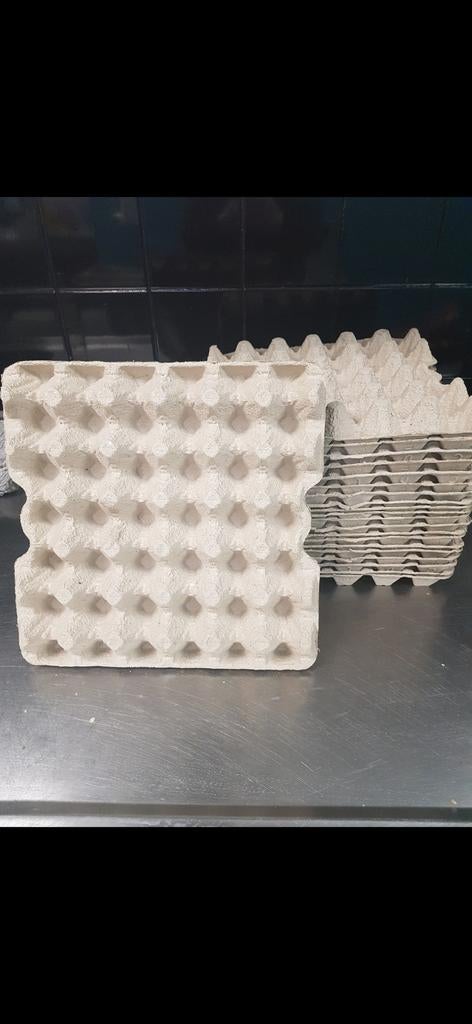 100 stuks eier tray's €7.50, Dieren en Toebehoren, Pluimvee | Toebehoren, Ophalen