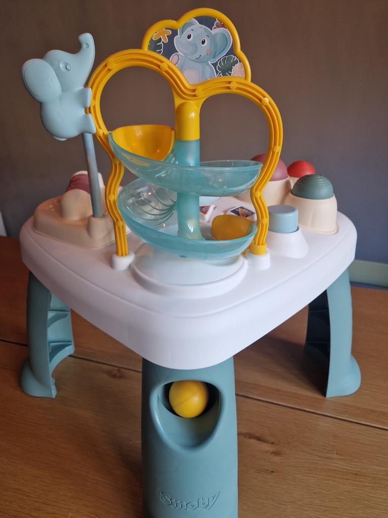 Smoby Activiteiten Tafel - Leerzaam en Leuk!, Ophalen, Zo goed als nieuw