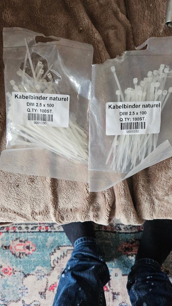 Ty rips p clip.   Plug  schroef, Ophalen of Verzenden, Nieuw