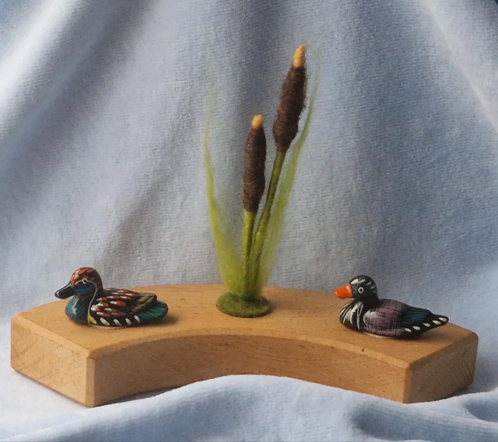 Jaarring steker Vrije School Seizoenstafel eend Lisdodde, Verzenden, Nieuw, Overige materialen, Minder dan 25 cm