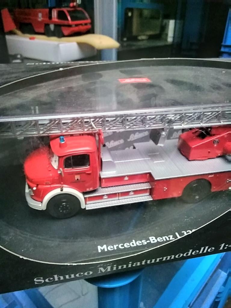 Schuco Mercedes Benz L322 DL22 Feuerwehr Münnerstadt, Ophalen of Verzenden, Nieuw, Auto, Schuco