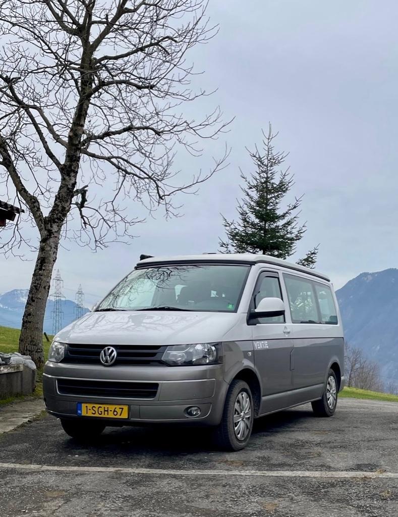 Ventje Volkswagen T5 - Automaat - 140 pk - 4 persoons, Automaat, Buscamper of Camperbus, Volkswagen, Particulier