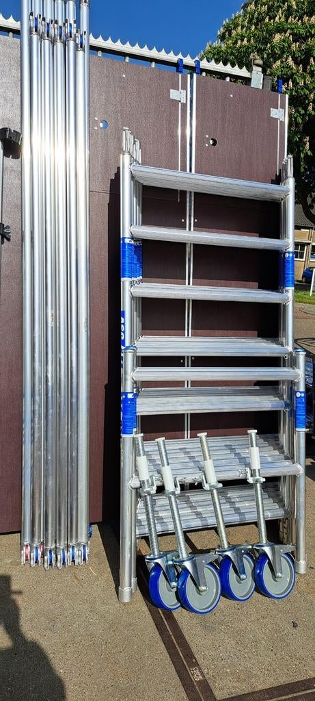 Nieuwe asc rolsteiger werkhoogte 8.20 mtr, Doe-het-zelf en Verbouw, Steigers, Ophalen of Verzenden, Nieuw, Rolsteiger of Kamersteiger