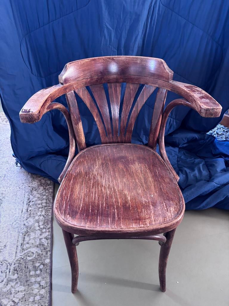 Gebruikte Thonet Bistro Stoel - Bentwood Hout, Huis en Inrichting, Stoelen, Ophalen, Gebruikt, Bruin, Eén
