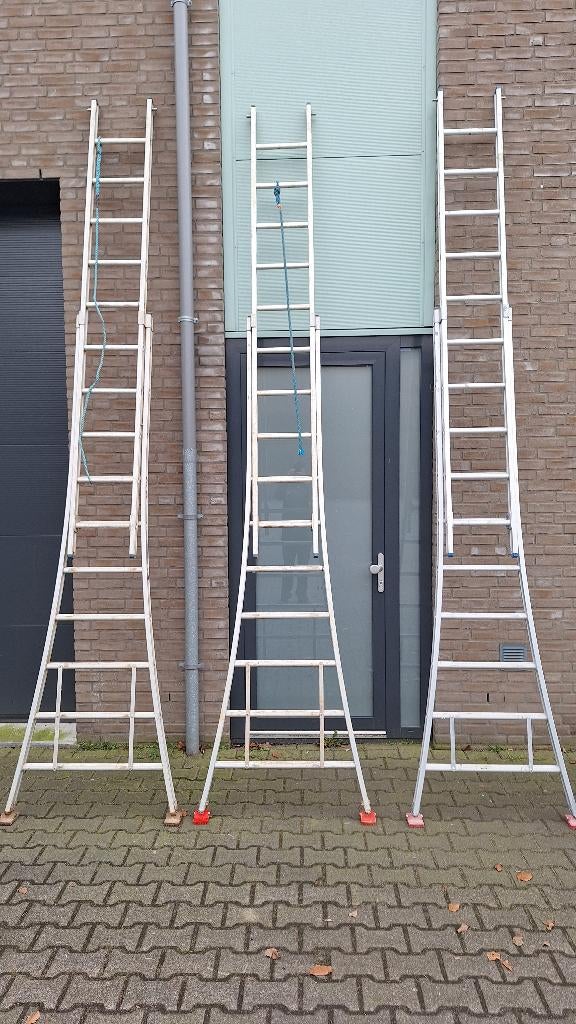1x Solide 2 delige schuif ladders - trappen 2x10 treden., Ophalen, ., Zo goed als nieuw, .