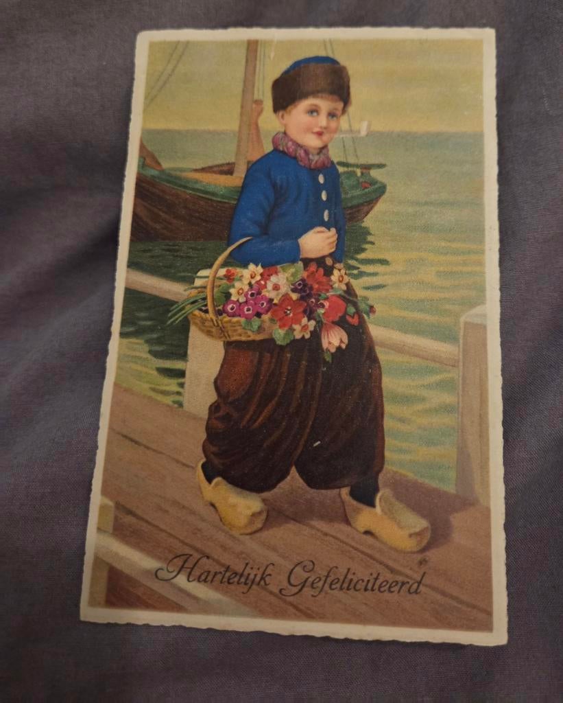 Jongen in Nederlandse klederdracht op klompen, Verzenden, 1920 tot 1940, Gelopen, Kinderen