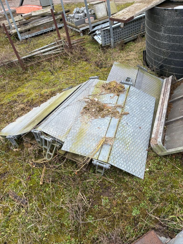 Drempelplaat, Ophalen