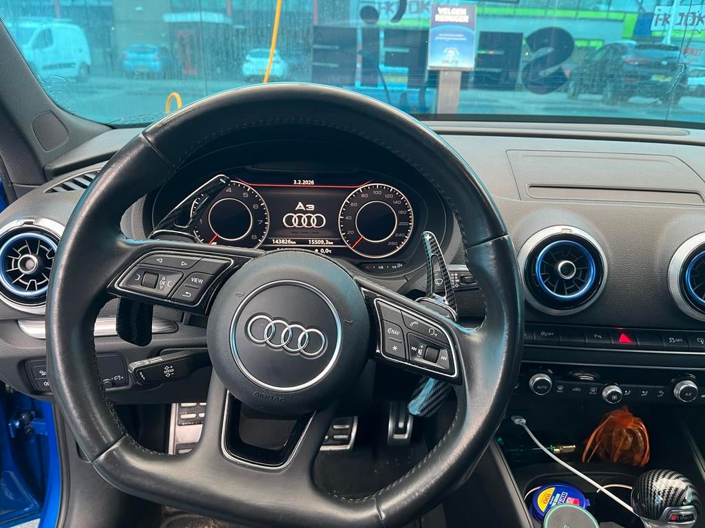 Audi 2017 3x s-line black optic, Auto's, Audi, Automaat, 4 cilinders, Blauw, 1395 cc