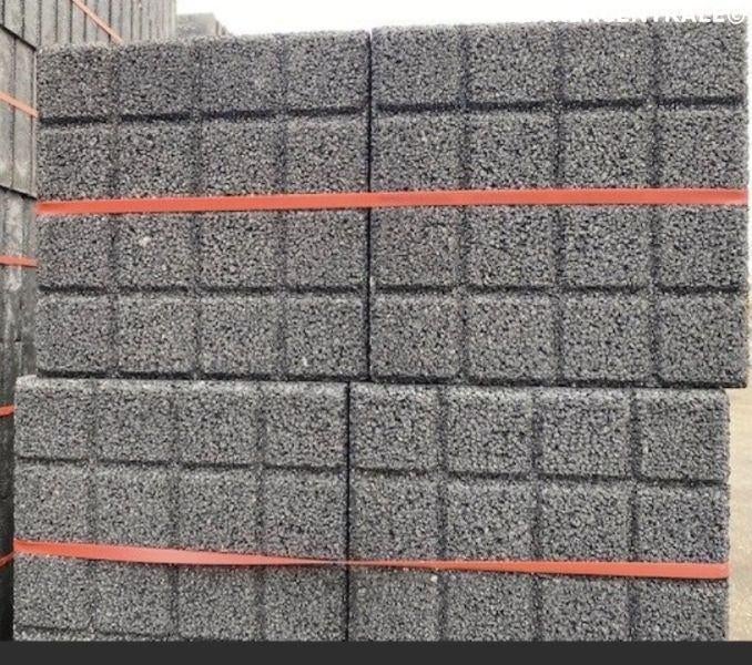 595m2 antraciet betontegels 30x30x6cm gitruittegels terraste, Info@morssinkhof-groep.nl, Haaksbergerstraat 39 7555 HB Hengelo