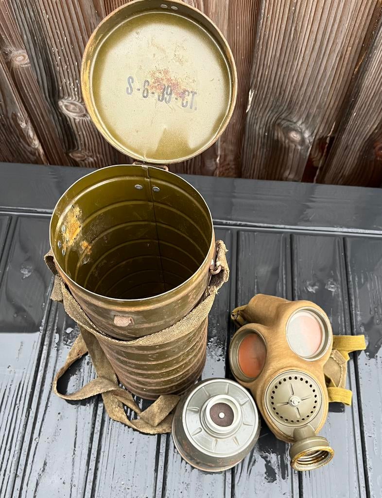 Tjechisch Fatra gasmasker 1937 Duits gebruikt, Verzamelen, Ophalen of Verzenden, Duitsland