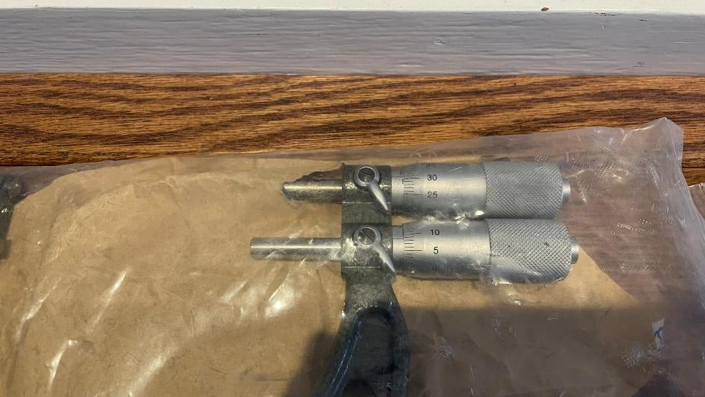 Mitutoyo twee spindels micrometer schroefmaat 0-25 75-100mm, -, Ophalen of Verzenden, Zo goed als nieuw, Mitutoyo