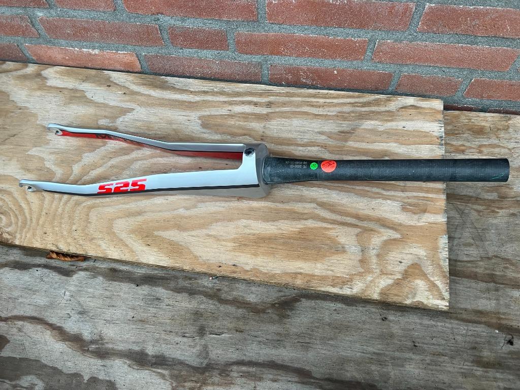 Merckx 525 carbon voorvork 1 1/8 A-Head / 1,5, Ophalen of Verzenden, Nieuw, Algemeen, Voorvork