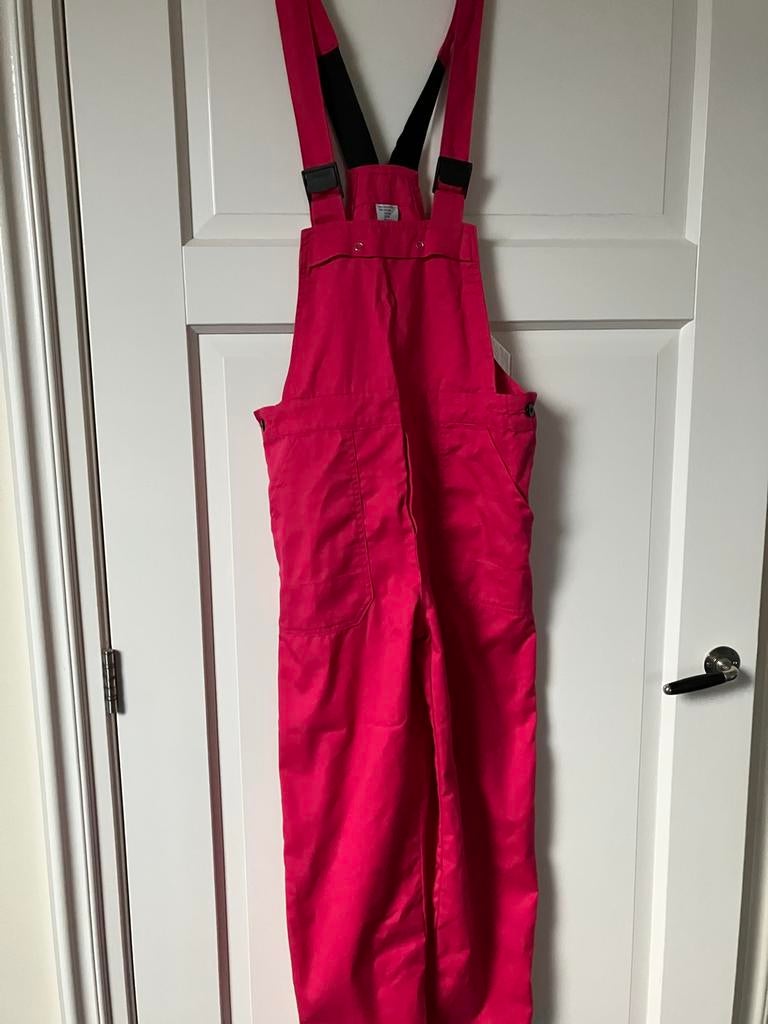 Mooie Carnaval Tuinbroek Fuchsia Maat 164, Kinderen en Baby's, Carnavalskleding en Verkleedspullen, Ophalen of Verzenden, Zo goed als nieuw