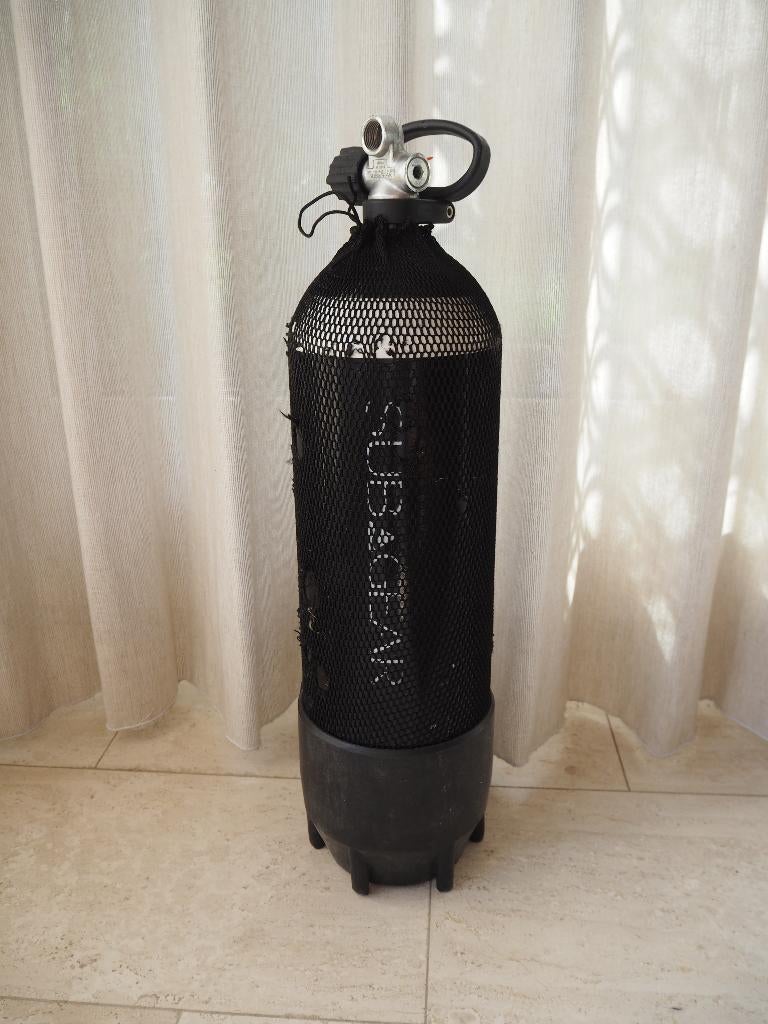 Subgear duiktank 10 liter, Watersport en Boten, Duiken, Ophalen, Gebruikt, Duikfles