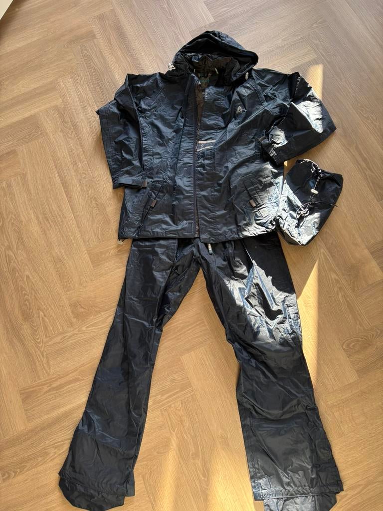 Regenpak Rilka maat 176, Ophalen of Verzenden, Zo goed als nieuw