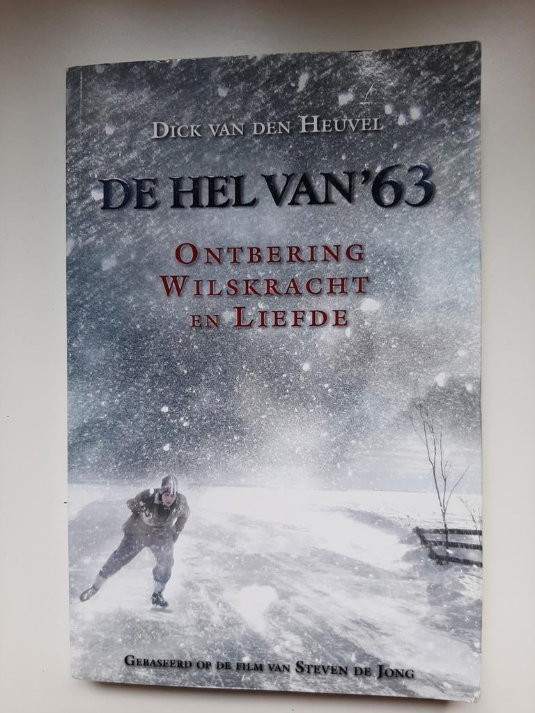 Boek: de hel van '63., Boeken, Ophalen of Verzenden, Gelezen