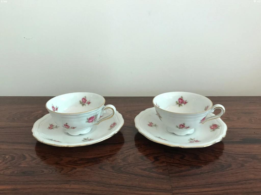 Bavaria Marie Luise  mokka kopjes  / schoteltjes roze roos, Antiek en Kunst, Antiek | Servies los, Ophalen of Verzenden