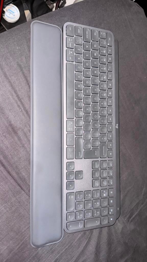 Logitech mx keys zgan, Computers en Software, Toetsenborden, Ophalen of Verzenden, Zo goed als nieuw