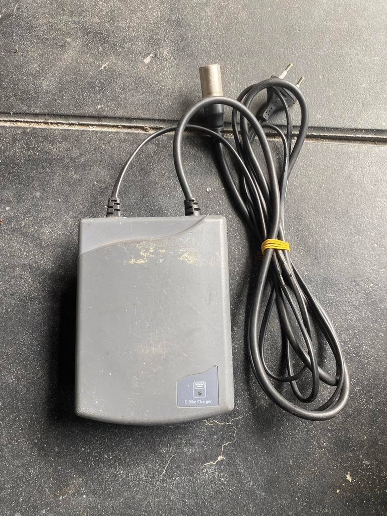 Sparta oplader, Ophalen of Verzenden, Zo goed als nieuw