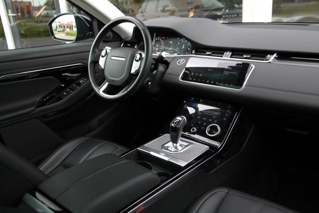 Land Rover Range Rover Evoque P250 AWD SE - Pano (bj 2019), 1893 kg, 249 pk, Gebruikt, 4 cilinders