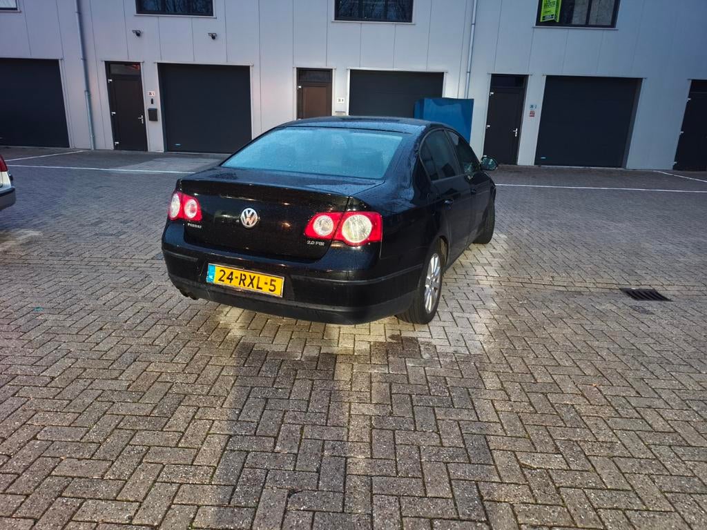 Volkswagen Passat 2.0 FSI 110KW 2005 Zwart, Voorwielaandrijving, 730 kg, 4 cilinders, 1984 cc