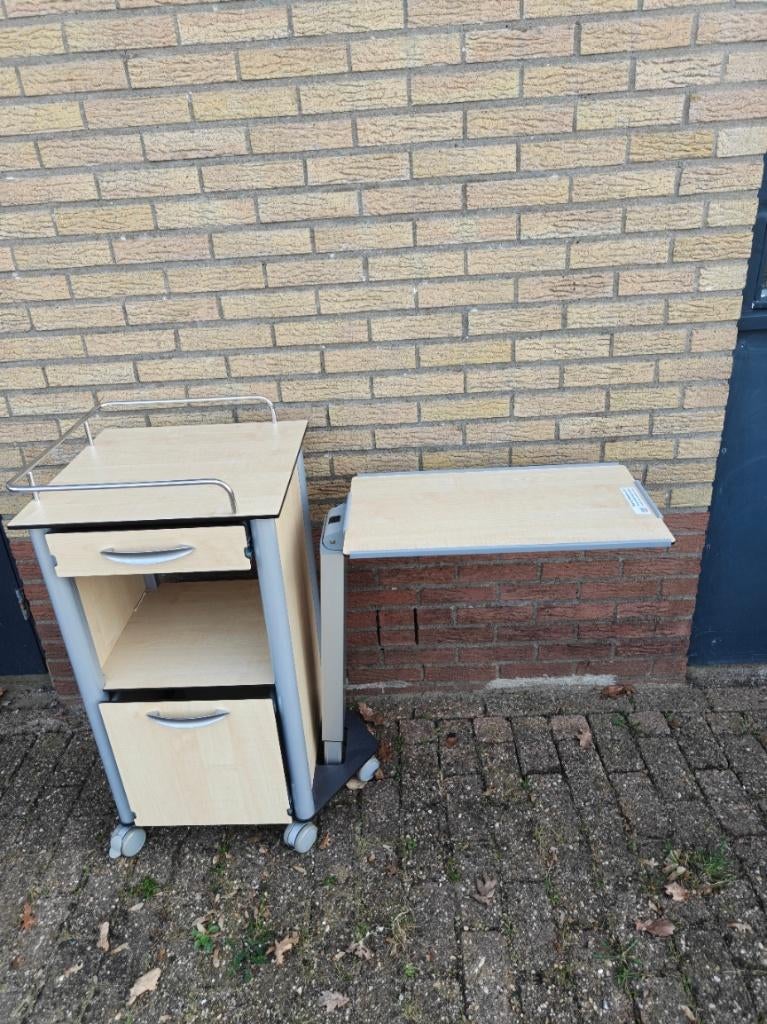nachtkast verpleegbed, Ophalen, Zo goed als nieuw