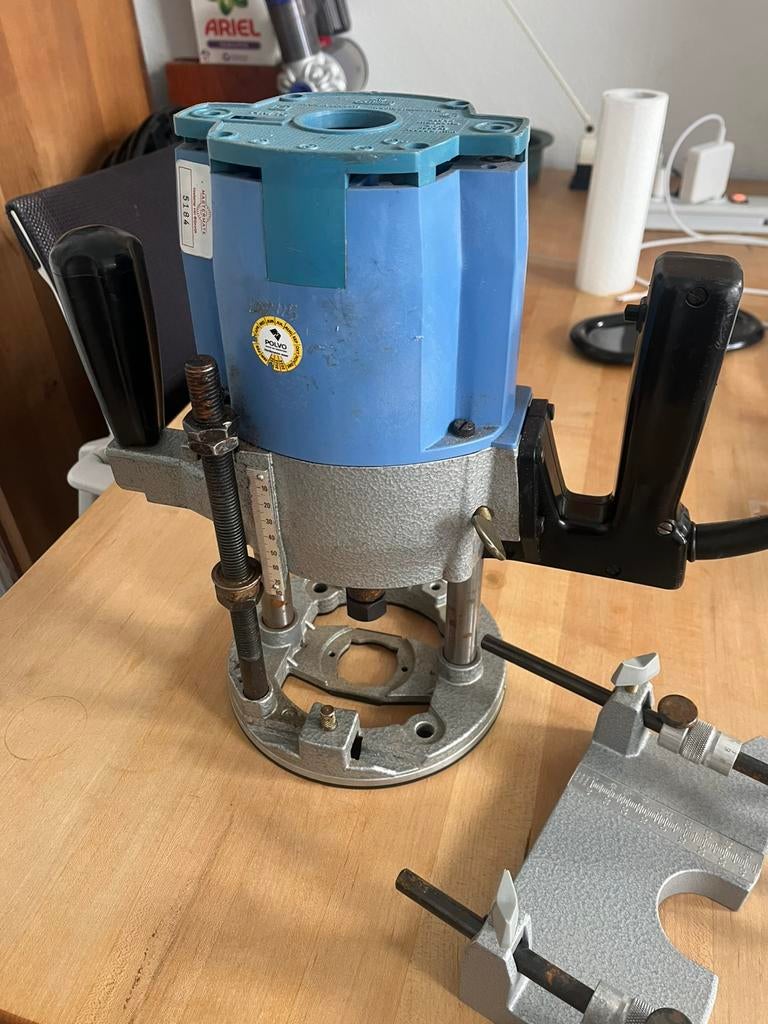 Scheer Hm 16 bovenfrees met geleider, Ophalen of Verzenden, Zo goed als nieuw, Elektrisch, Bovenfrees