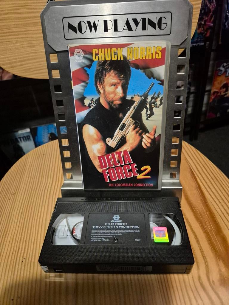 VHS Delta Force 2 - Cannon Uitgave - NL Ondertiteld, Vanaf 16 jaar, Ophalen of Verzenden, Gebruikt, Actie en Avontuur