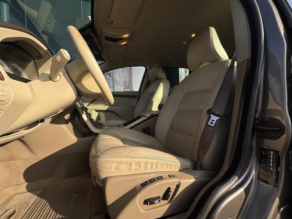 Volvo XC70 3.2 Summum AWD l NL Auto | Geheugenstoelen | Came, Automaat, 238 pk, XC70, Vierwielaandrijving